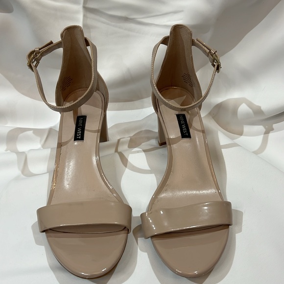 Nine West heels - Picture 2 of 4